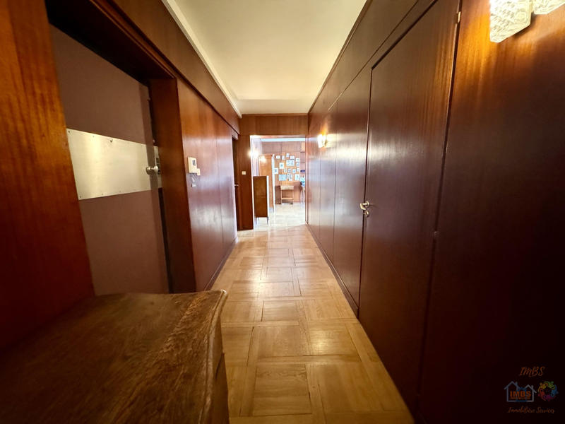 Appartement - 226 m² - 7 pièces