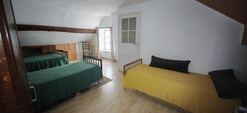 Maison - 150 m² - 7 pièces