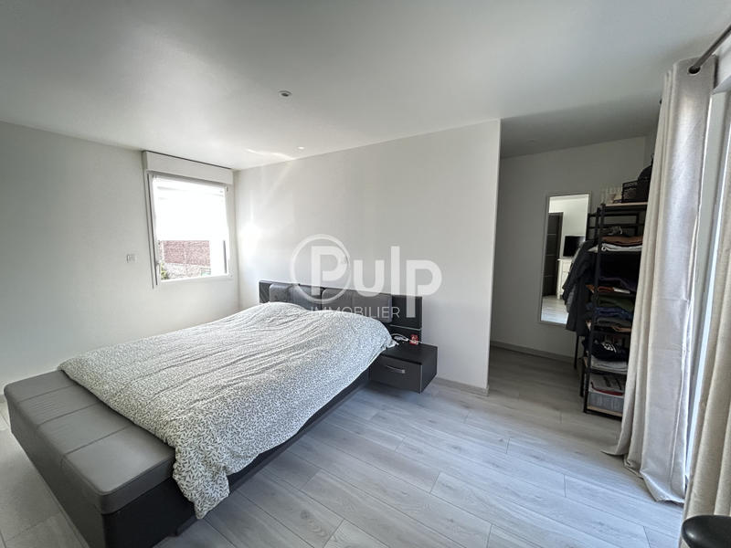 Maison - 200 m² - 5 pièces