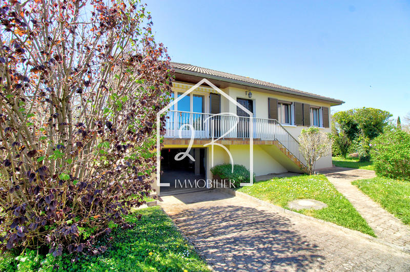 Maison - 95 m² - 4 pièces