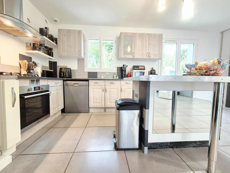 Maison - 100 m² - 4 pièces