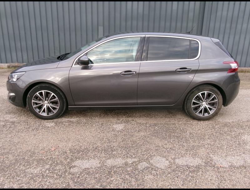 Peugeot 308 Ptech 130 Allure Bvm