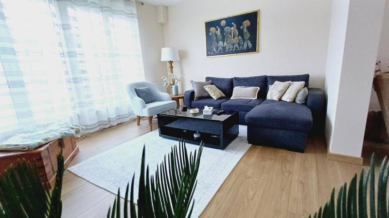 Maison - 195 m² - 7 pièces