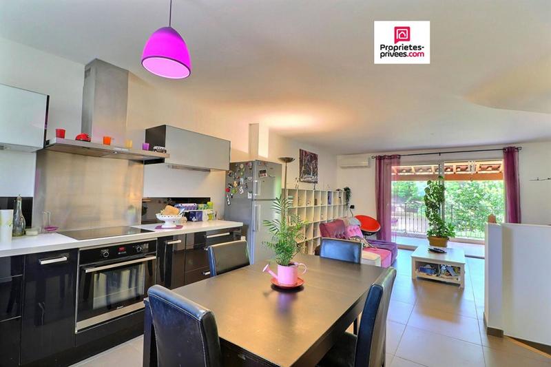 Maison - 98 m² - 4 pièces