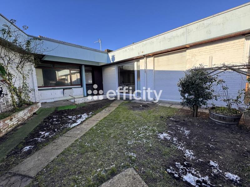 Maison - 142 m² - 10 pièces