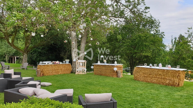 Maison - 807 m² - 30 pièces