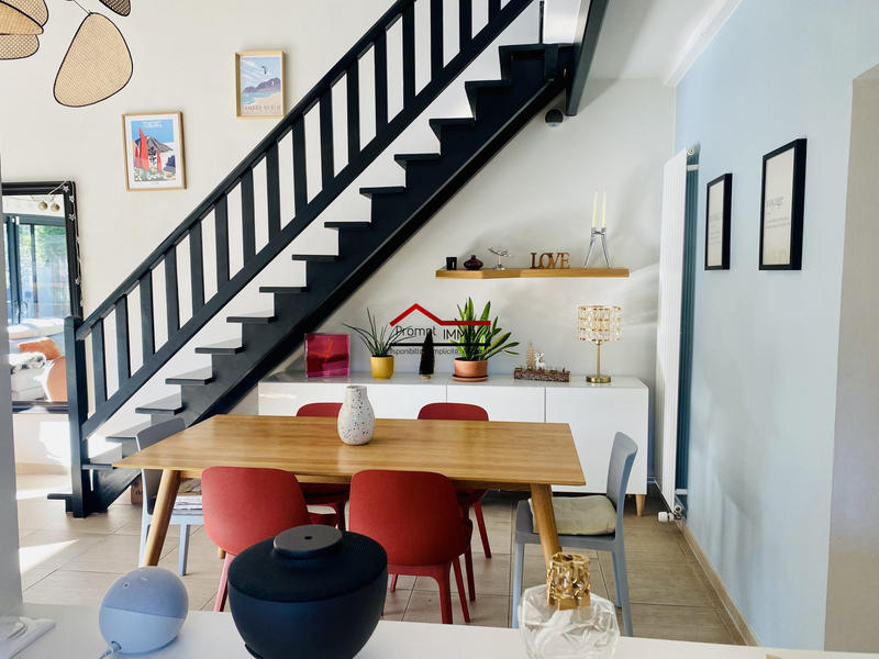 Maison ancienne - 195 m² - 8 pièces