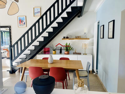 Maison ancienne - 195 m² - 8 pièces