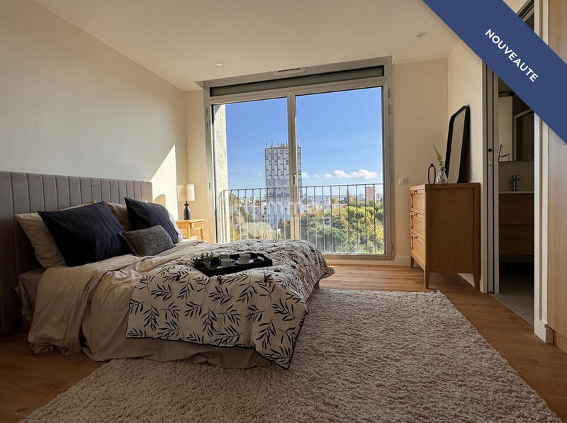 Loft - 125 m² - 4 pièces