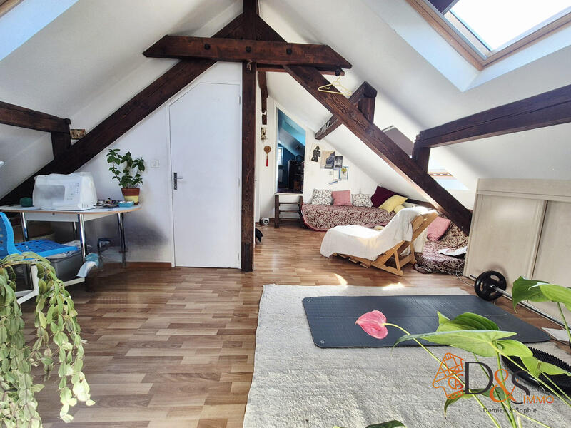 Appartement - 159 m² - 6 pièces