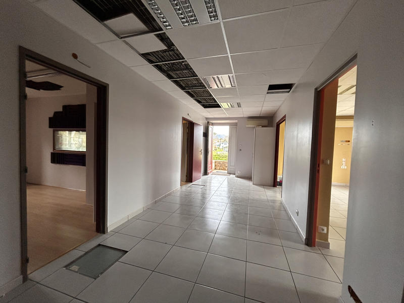 Maison - 192 m² - 5 pièces