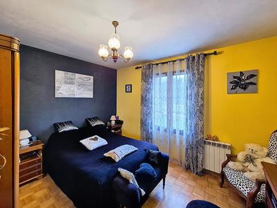 Maison - 143 m² - 5 pièces