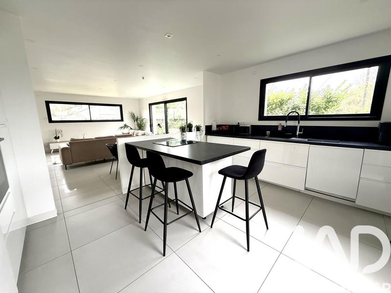 Maison de maîtres - 141 m² - 6 pièces