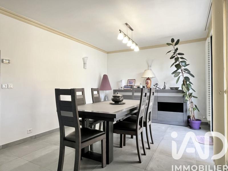 Maison - 190 m² - 6 pièces