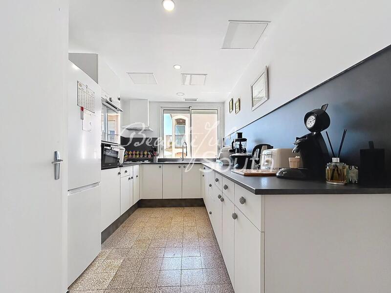 Appartement - 89 m² - 4 pièces