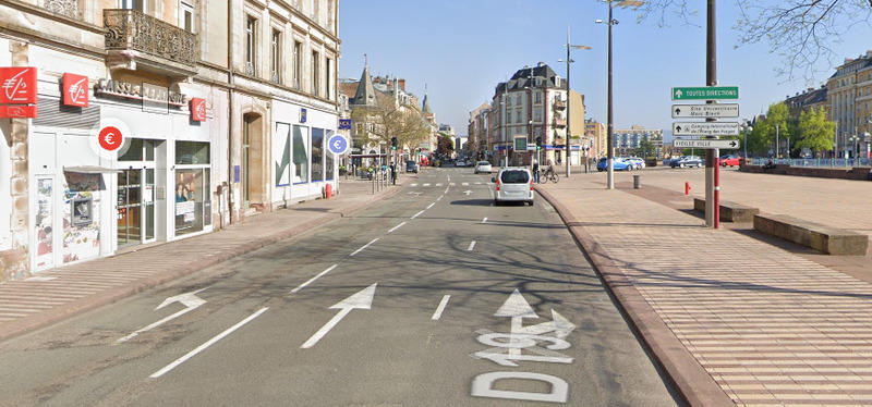 Local commercial - 265 m² - 2 pièces