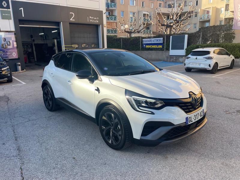 Renault Captur E Tech Engineered Hybrid 145