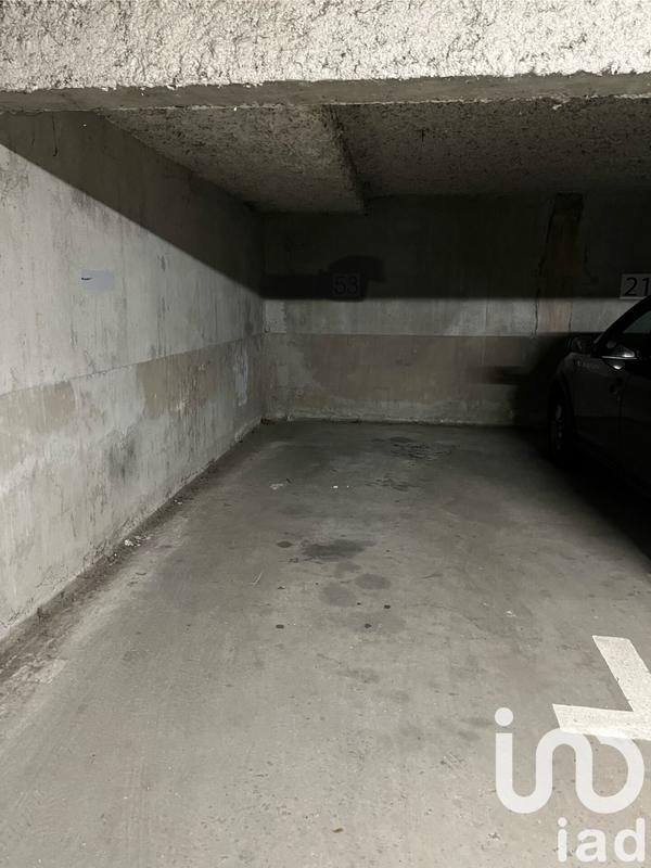 Parking - 14 m²