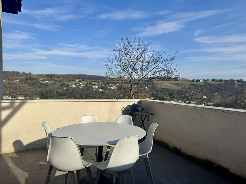 Appartement - 86 m² - 4 pièces