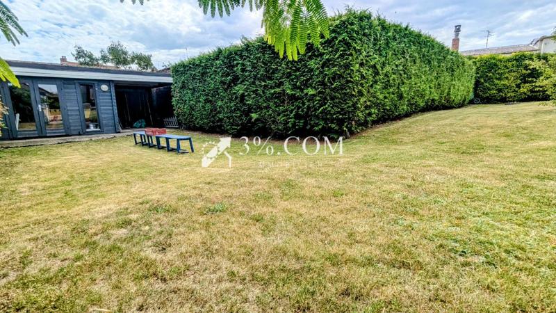 Maison - 180 m² - 7 pièces