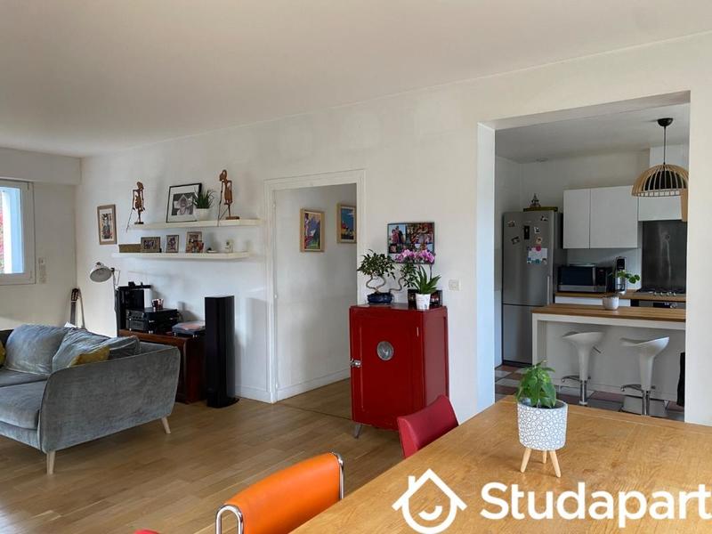 Chambre - 14 m² - 1 pièce