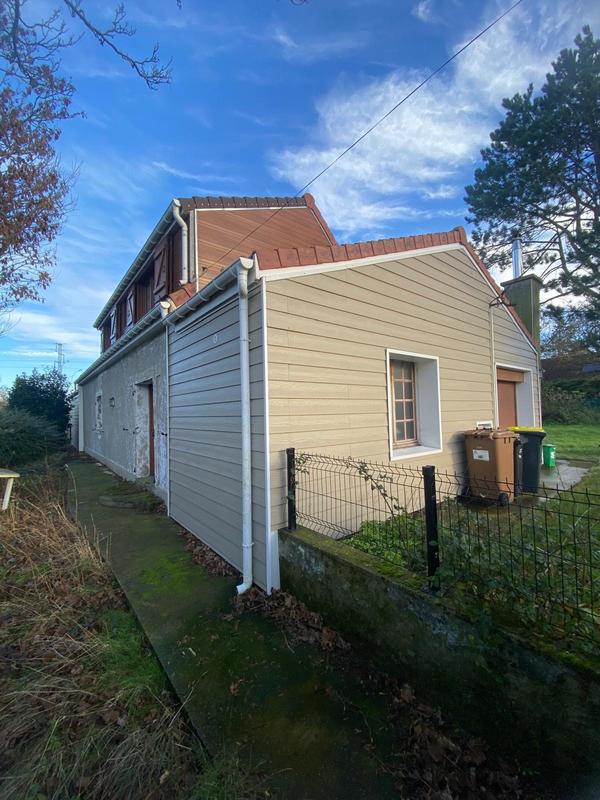 Maison - 104 m² - 4 pièces