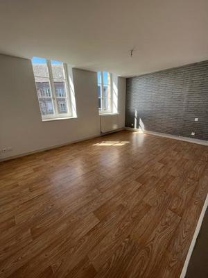 Appartement - 99 m² - 3 pièces