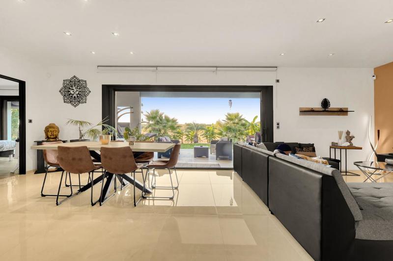 Villa - 140 m² - 5 pièces