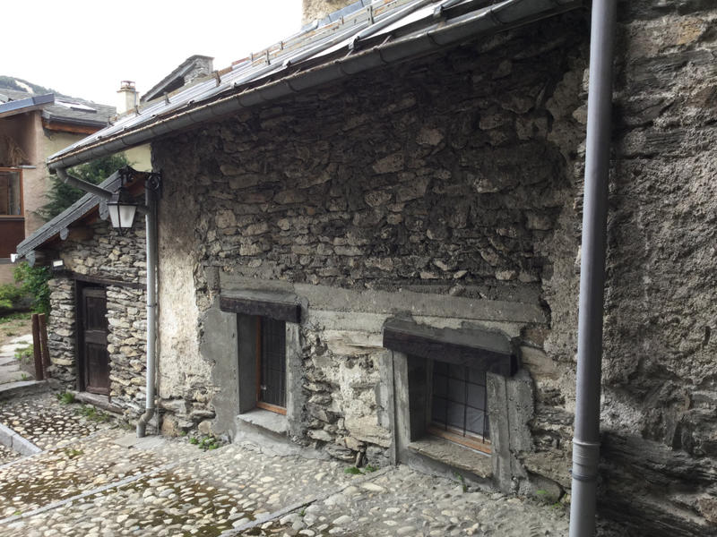 Maison - 180 m² - 6 pièces