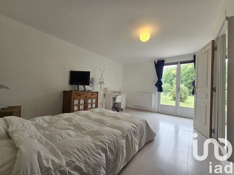 Maison - 282 m² - 8 pièces