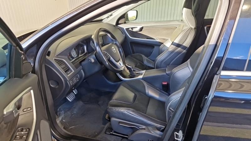 Volvo Xc60 D4 190 Ch R-Design Geartronic a