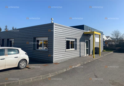 Entrepôt - 1 150 m²