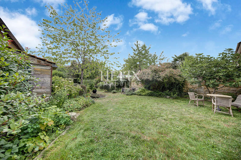 Maison - 98 m² - 5 pièces