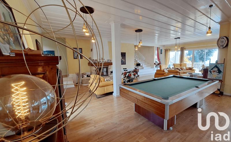 Maison - 349 m² - 7 pièces