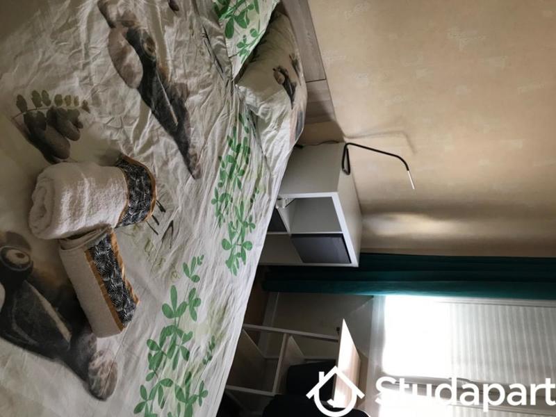 Chambre - 12 m² - 1 pièce