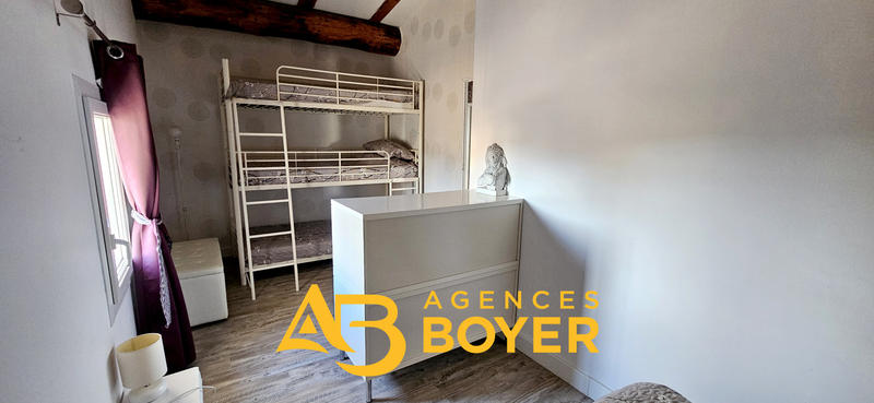 Maison - 205 m² - 6 pièces