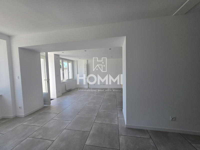 Maison - 96 m² - 5 pièces