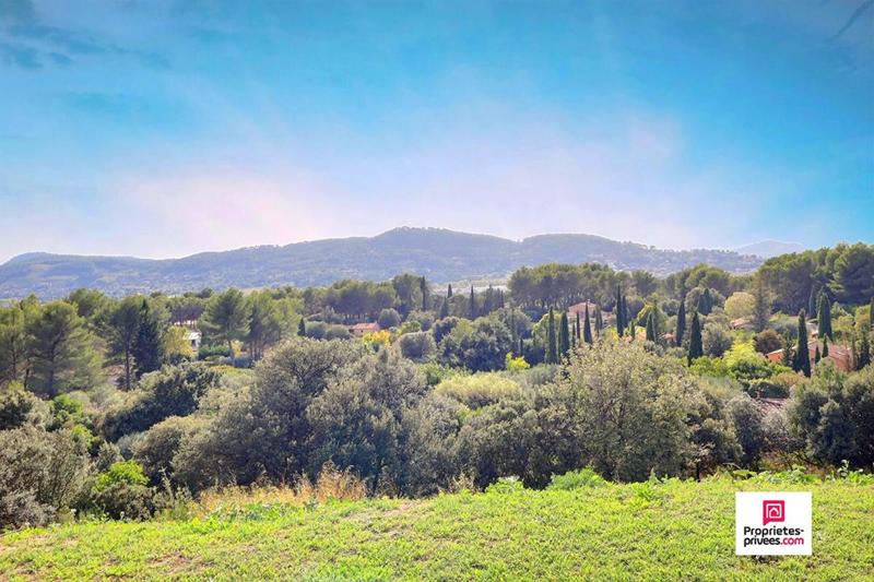 Maison - 137 m² - 5 pièces