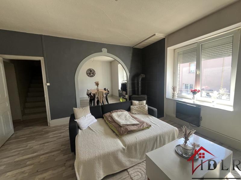 Maison - 185 m² - 10 pièces