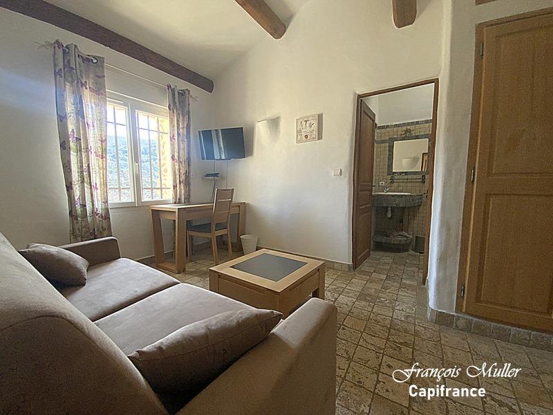 Fonds de commerce - 552 m²