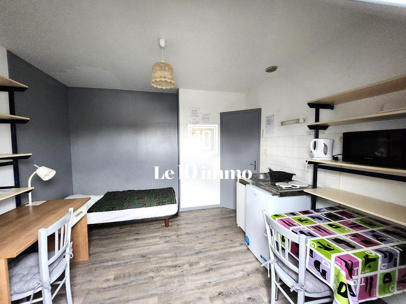 Maison - 182 m² - 8 pièces