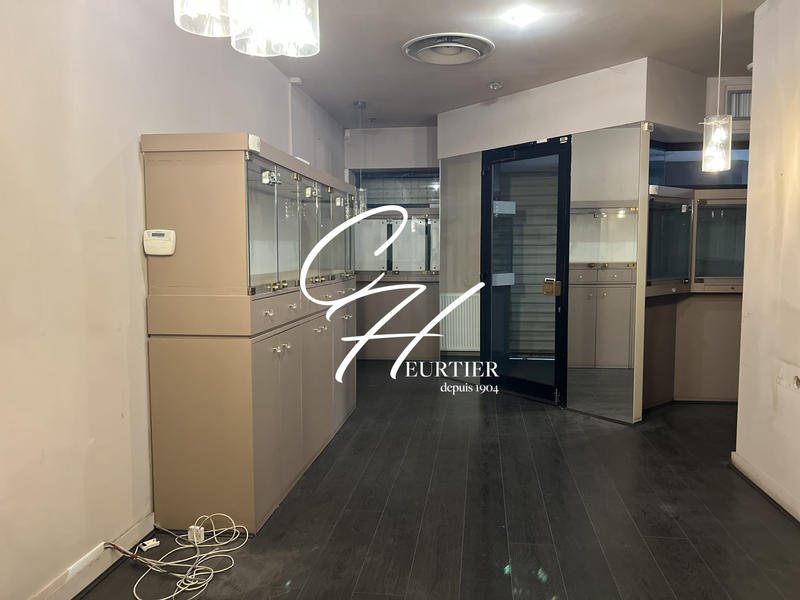 Local commercial - 51 m²