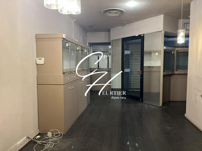 Local commercial - 51 m²