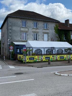 Immeuble - 320 m² - 1 pièce