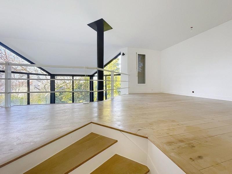 Maison - 230 m² - 8 pièces