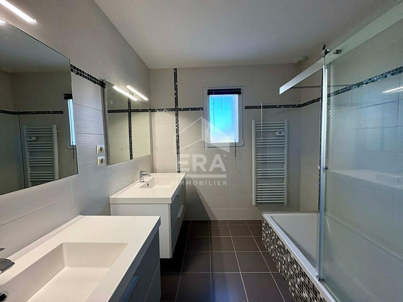 Maison - 114 m² - 5 pièces