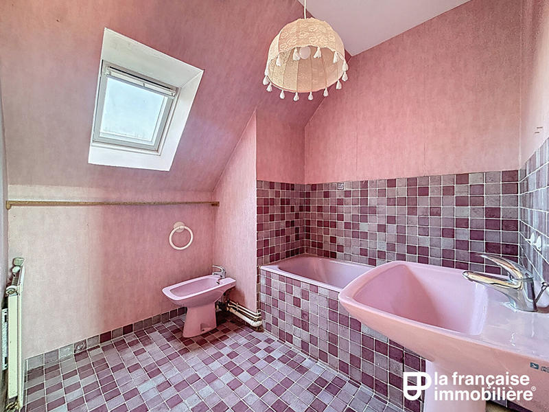 Maison - 95 m² - 6 pièces