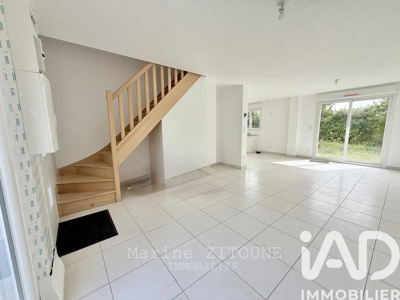 Maison - 90 m² - 5 pièces