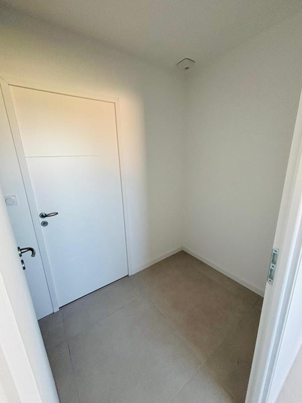 Maison - 92 m² - 5 pièces