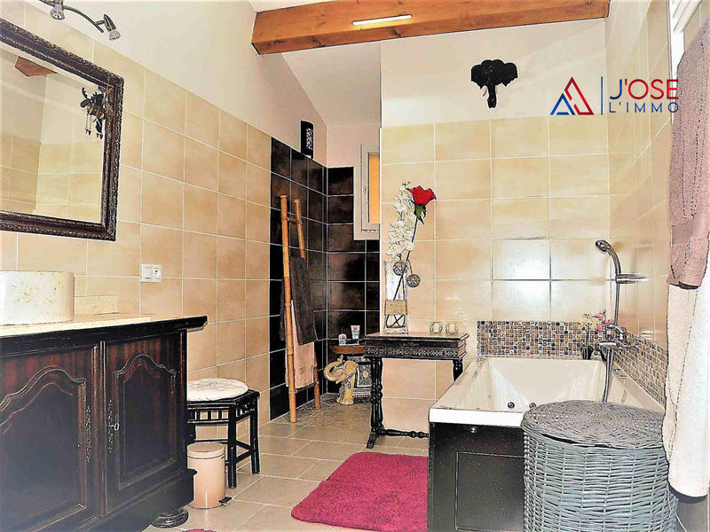 Maison - 115 m² - 4 pièces